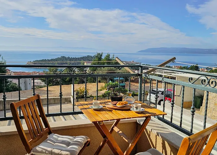 Stela, 2-bedrooms, Sea View And Parking Apartman Makarska